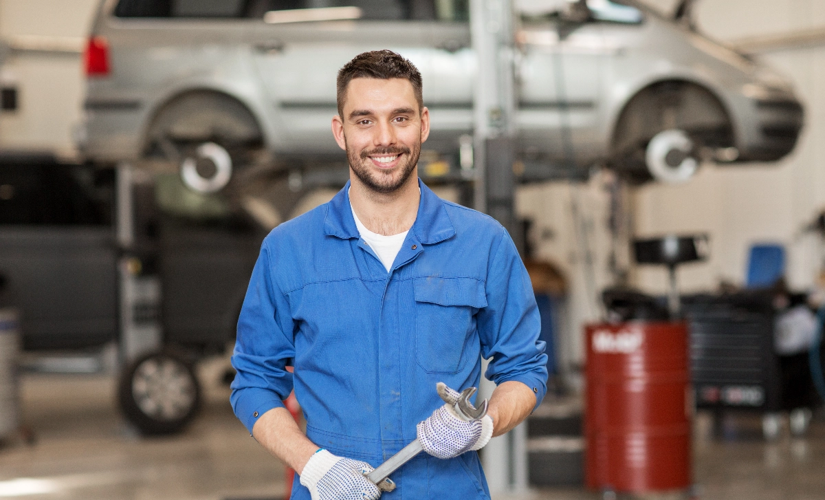 About Image for London Automotive Services - Simple Website, Best Website Builder, Easy Website, New Website, Auto Maintenance, easy website, Engine Repair, Company Website, Free Website, Website Builder, Tec-Nut.com Websites, No Coding Website